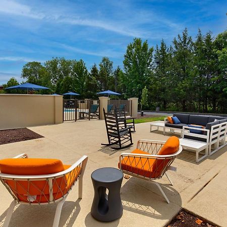 Hampton Inn & Suites Мерфрисборо Экстерьер фото