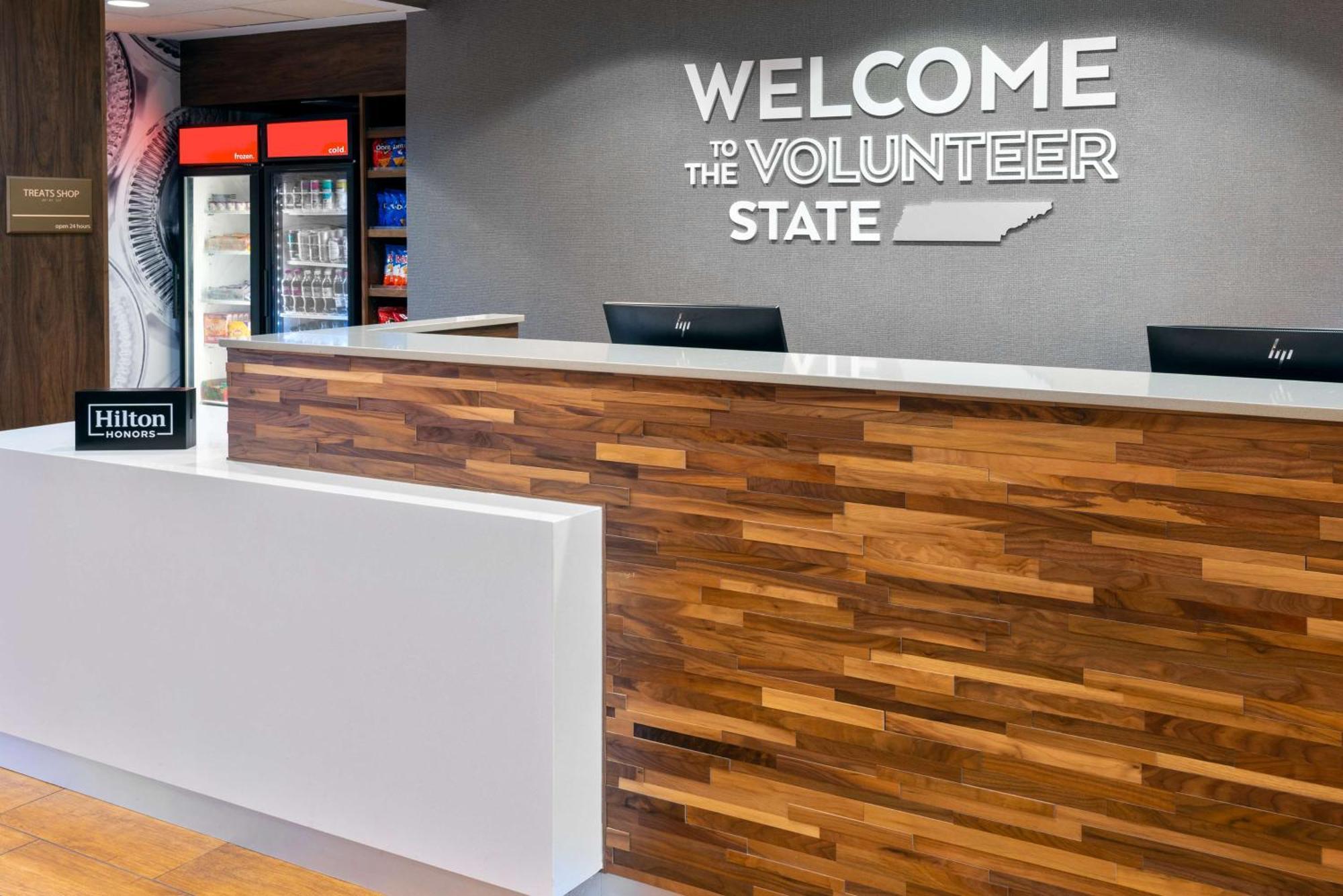 Hampton Inn & Suites Мерфрисборо Экстерьер фото