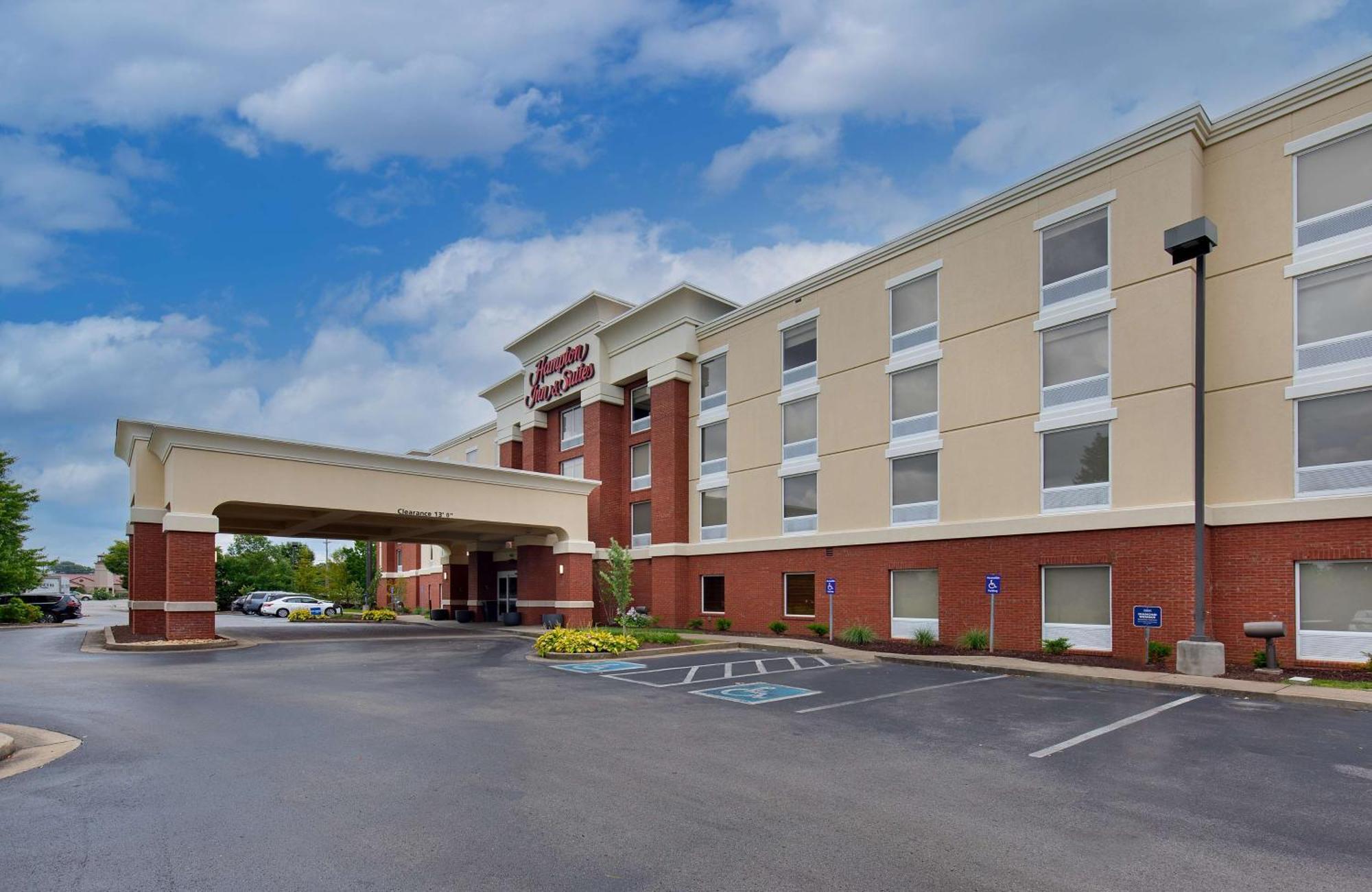 Hampton Inn & Suites Мерфрисборо Экстерьер фото