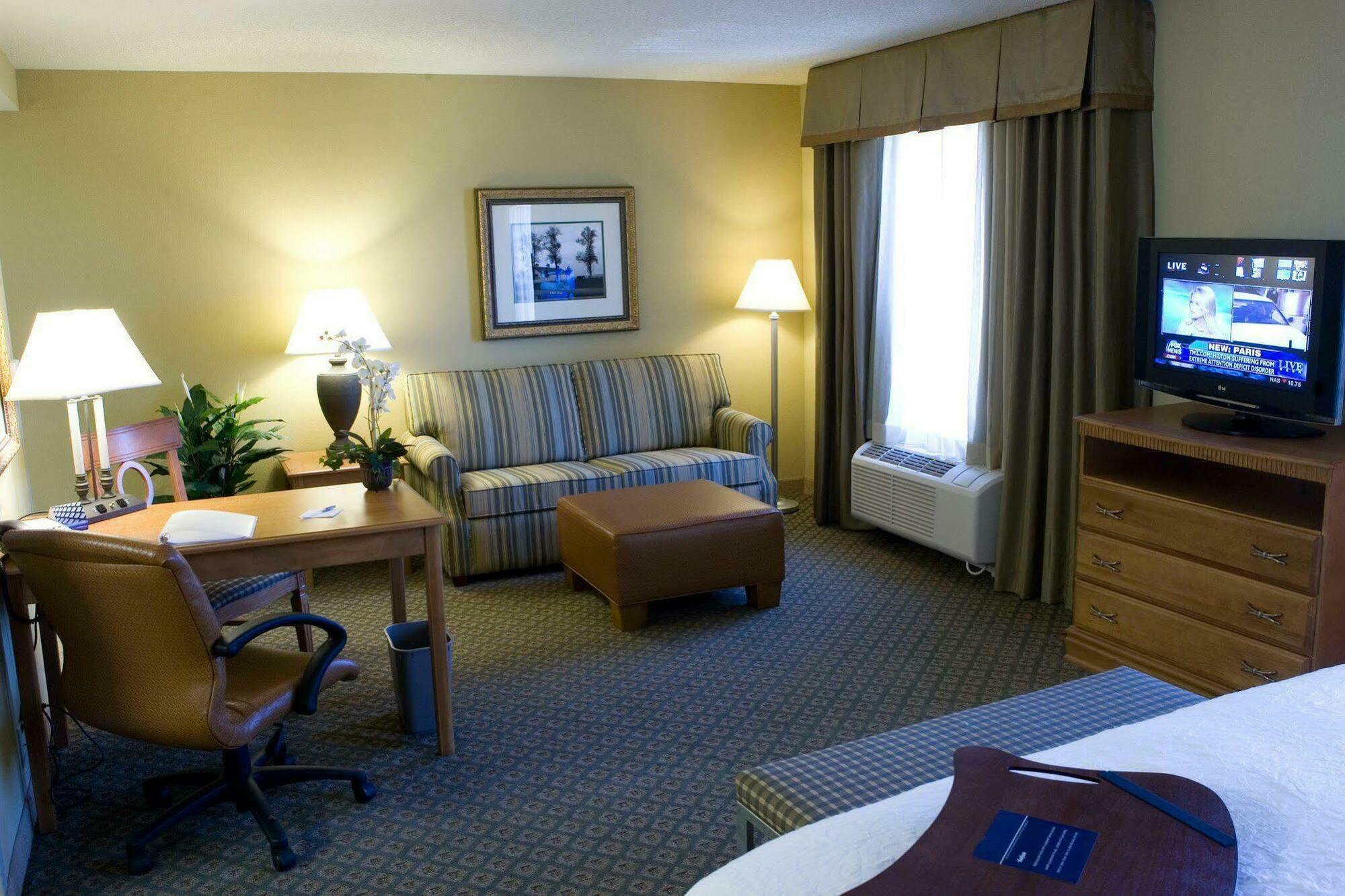 Hampton Inn & Suites Мерфрисборо Номер фото